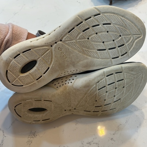 CROCS Literide 360 Pacer Sneaker - Picture 4 of 7